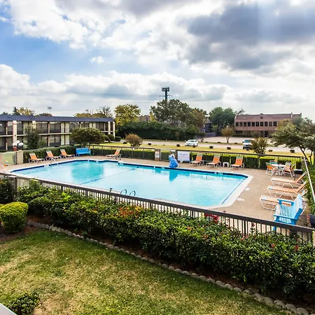 Red Roof Inn & Conference Center Mckinney-2