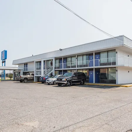 Motel 6 West Memphis Arkansas-2