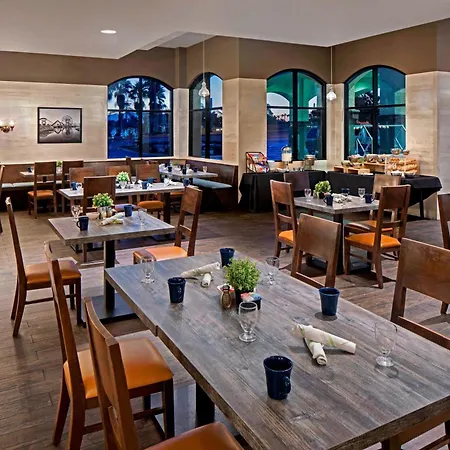 Four Points By Sheraton Anaheim-2