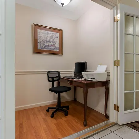 Best Western Colonial Inn-2