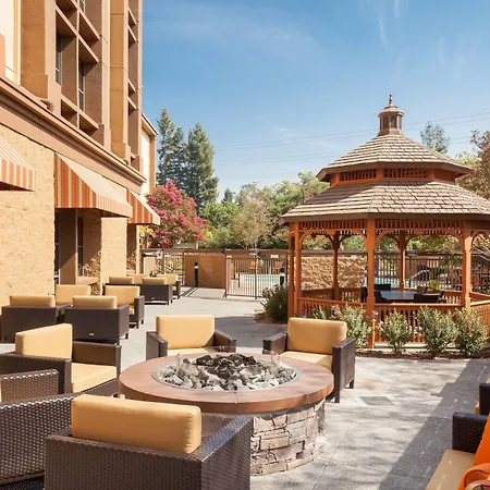 Courtyard By Marriott Santa Rosa-3