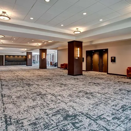Doubletree By Hilton Lansing-2