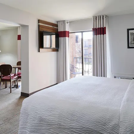 Four Points By Sheraton Detroit Novi-3
