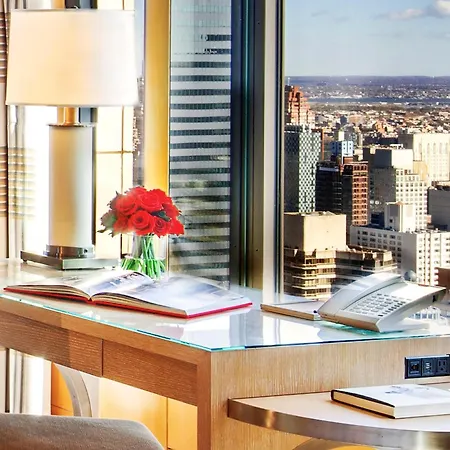 Four Seasons Hotel New York-2