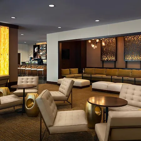 The Lincoln Marriott Cornhusker Hotel-3