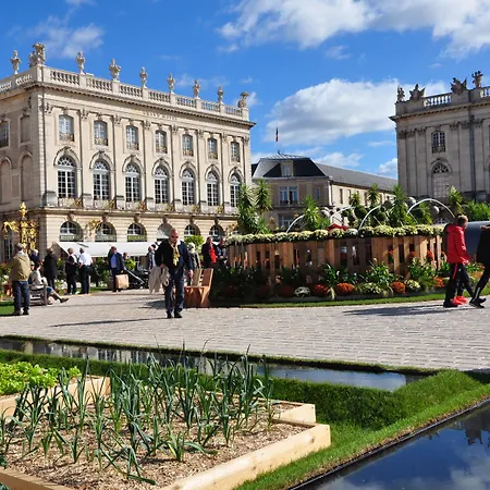 Grand Hotel De La Reine - Place Stanislas-2