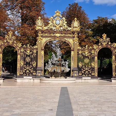 Grand Hotel De La Reine - Place Stanislas-3
