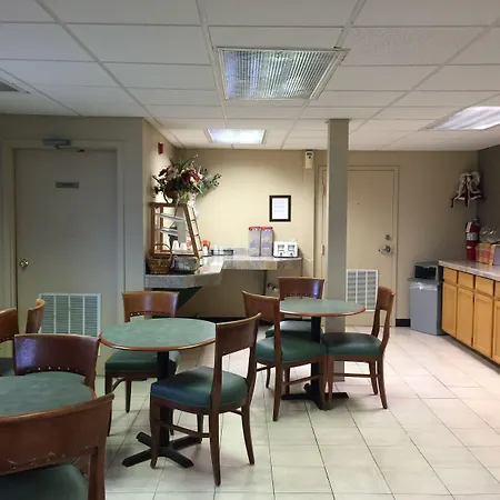 Econo Lodge Athens I-65-3