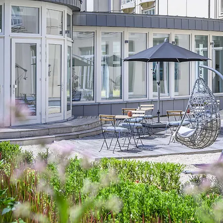 Hilton Garden Inn Brussels City Centre-3