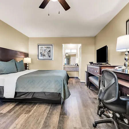 Scottish Fairway Inn-3