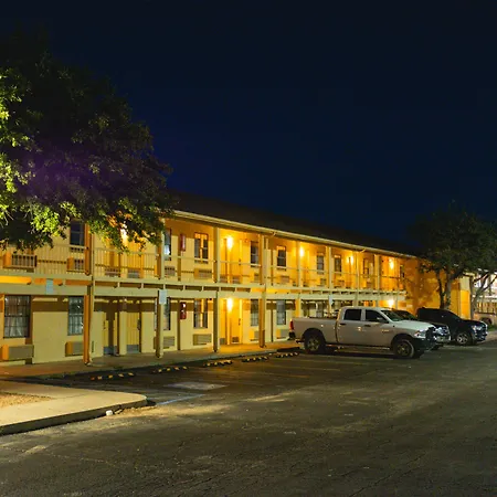 Baymont By Wyndham Fort Stockton-2