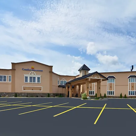 Comfort Inn & Suites Plattsburgh - Morrisonville-2