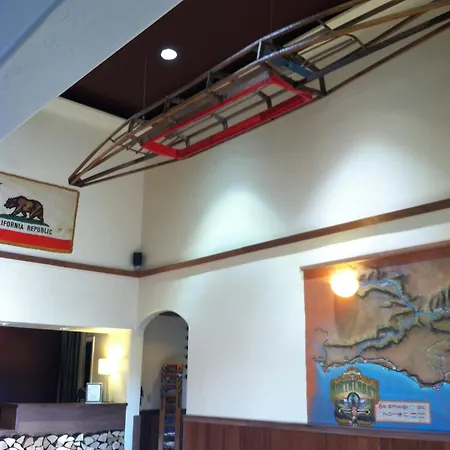 The Redwood Riverwalk, A Boutique Hotel-2