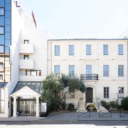 Mercure Arles Centre Arenes-3