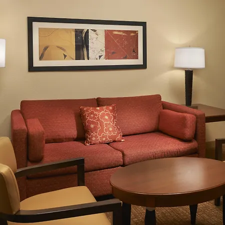 Courtyard By Marriott Indianapolis Castleton-3