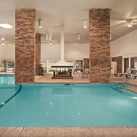 Country Inn & Suites By Radisson, Woodbury, Mn-2