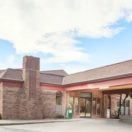 Super 8 By Wyndham Atchison-3