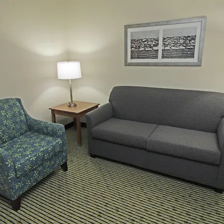 Quality Suites Lake Wright - Norfolk Airport-2