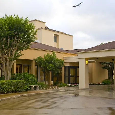 Courtyard By Marriott San Antonio Airport-3
