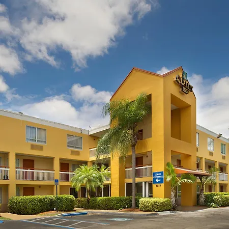Quality Inn Miami Airport - Doral-3