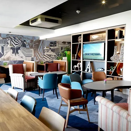 Crowne Plaza Plymouth By Ihg-2