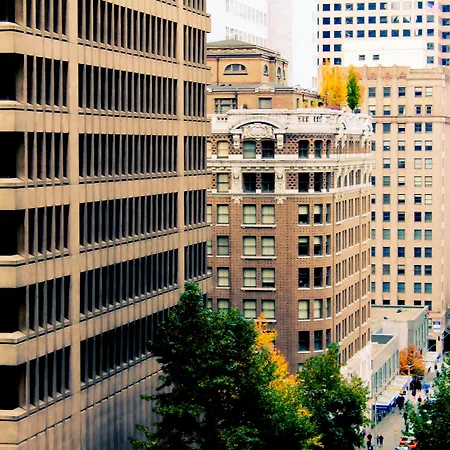 Executive Hotel Pacific-2