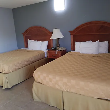 Travelodge By Wyndham Venice-2
