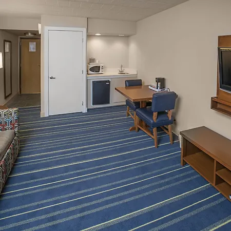 Days Hotel By Wyndham Allentown Airport / Lehigh Valley-2