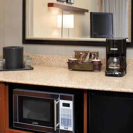 Courtyard By Marriott Minneapolis-St. Paul Airport-3