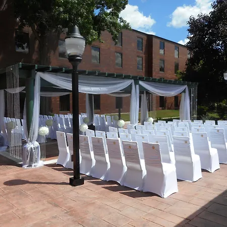 Doubletree By Hilton Hotel Grand Rapids Airport-2