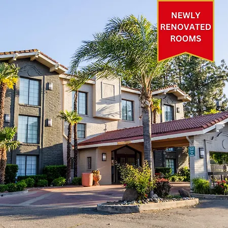 La Quinta Inn By Wyndham Stockton-2