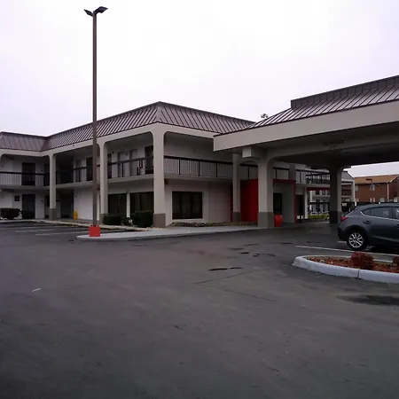 Clarion Inn Cleveland Near University-2