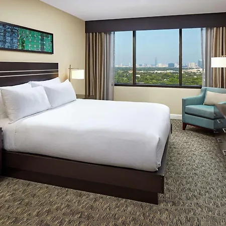 Hilton Houston Plaza/Medical Center-2
