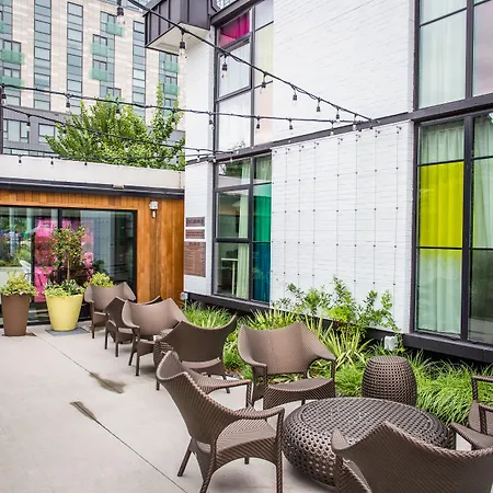The Verb Hotel-2