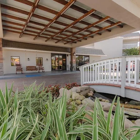 Equus Inn I75-2