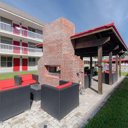 Equus Inn I75-3