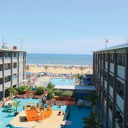 Flagship Oceanfront-3