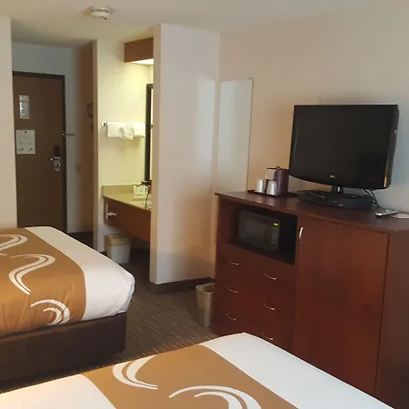 Quality Inn & Suites Steamboat Springs-3