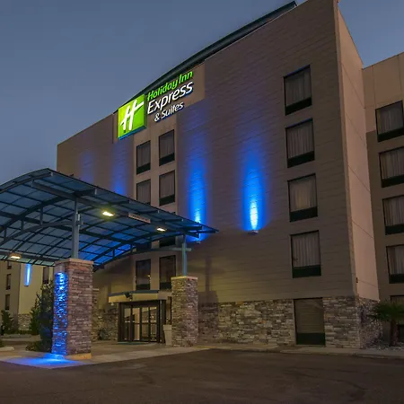 Holiday Inn Express & Suites Jackson Downtown - Coliseum By Ihg-3