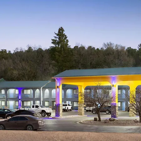 Days Inn By Wyndham Ruidoso Downs-2