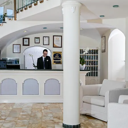 Hotel Syrene-2