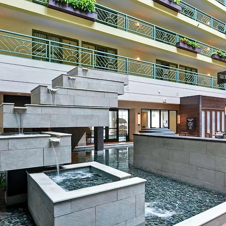 Embassy Suites By Hilton Minneapolis Airport-2