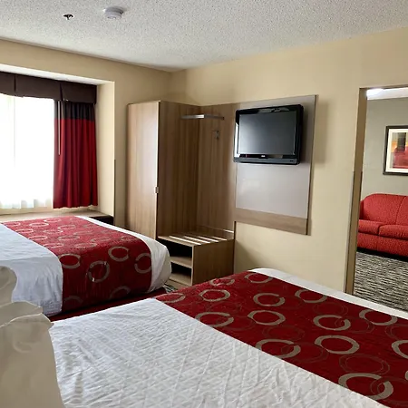 Microtel Inn & Suites By Wyndham Charleston-2