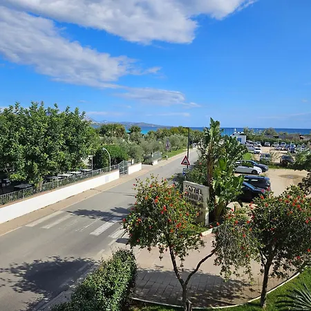 Hotel Onda Marina-2
