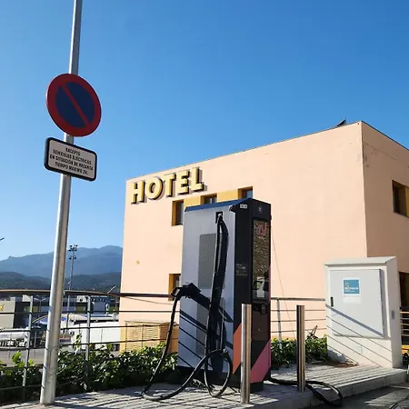 Hotel Font Del Pla-3