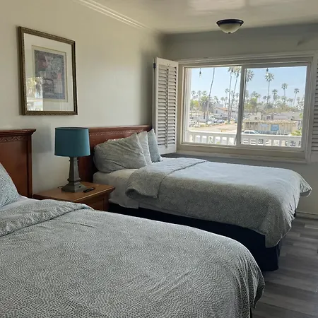 The Shores Inn-3