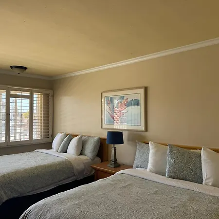 The Shores Inn-2