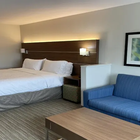 Holiday Inn Express & Suites Brenham South By Ihg-2