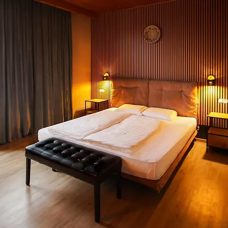 Alpenhotel Edelweiss-2