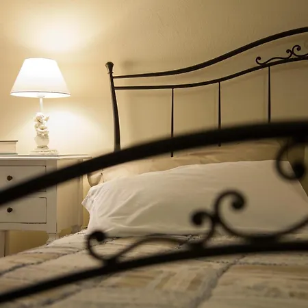 Al Borgo Rooms-3